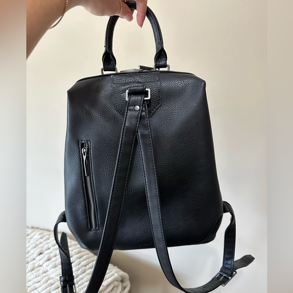 Matt and Nat backpack - Picture 2 of 2